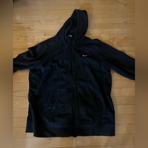 Black Nike pullover